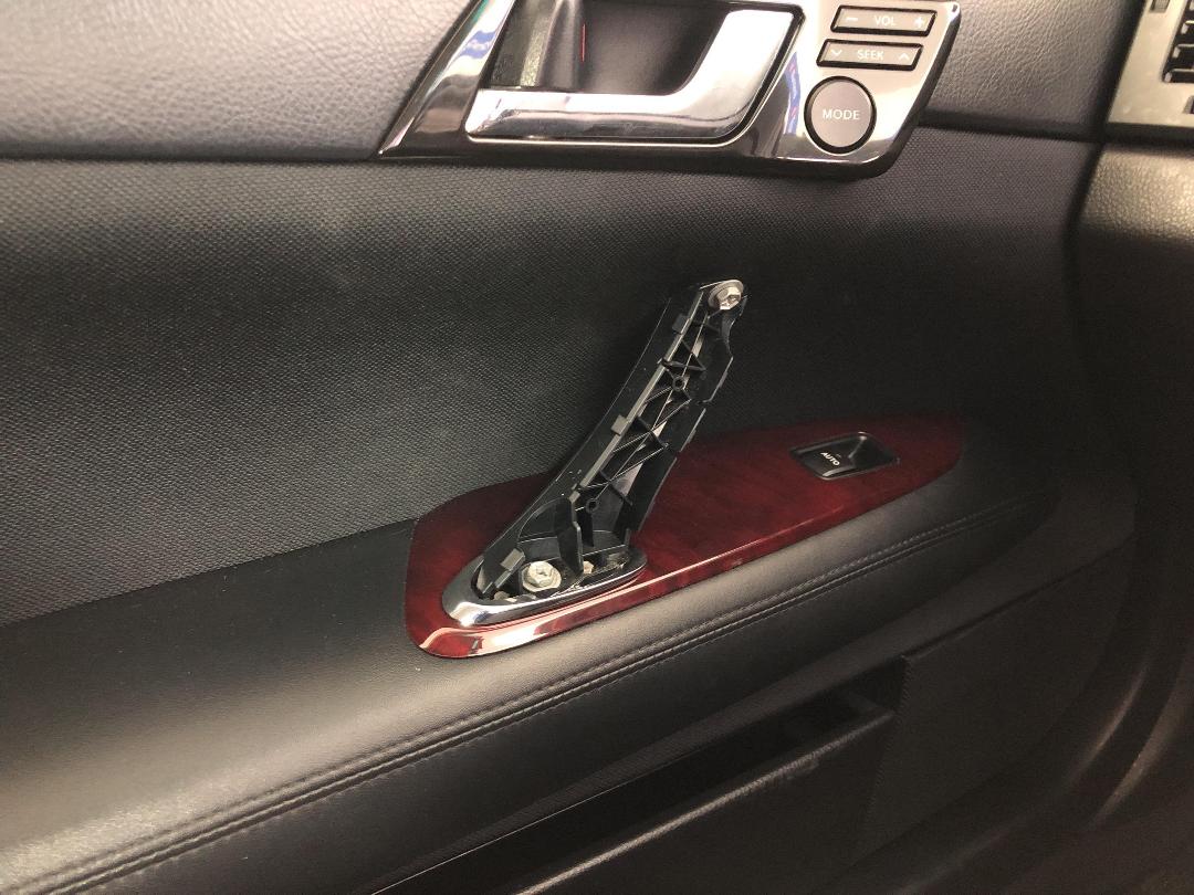 Photo '28' of Toyota Mark X