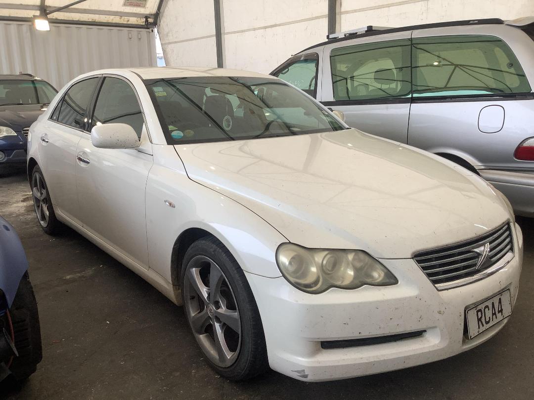 Photo '4' of Toyota Markx