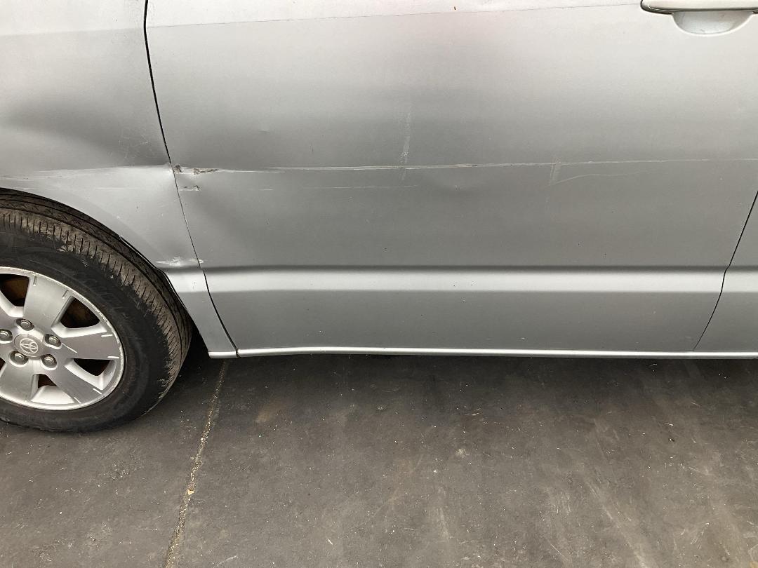 Photo '10' of Toyota Noah Photo '10' of Toyota Noah