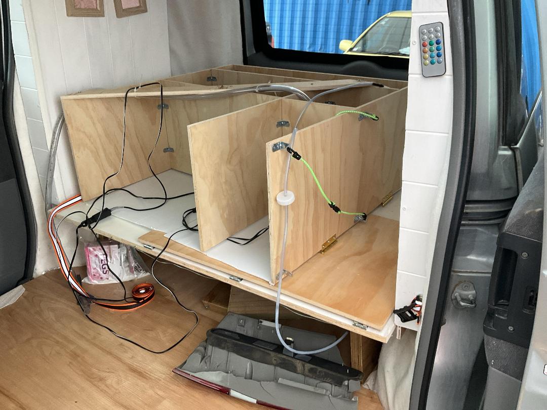 Photo '25' of Toyota Noah Photo '25' of Toyota Noah