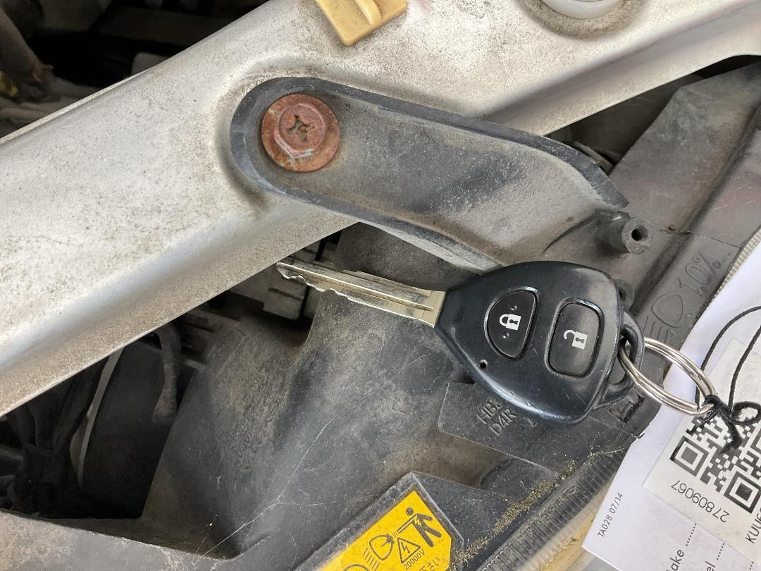 Photo '33' of Toyota Noah Photo '33' of Toyota Noah