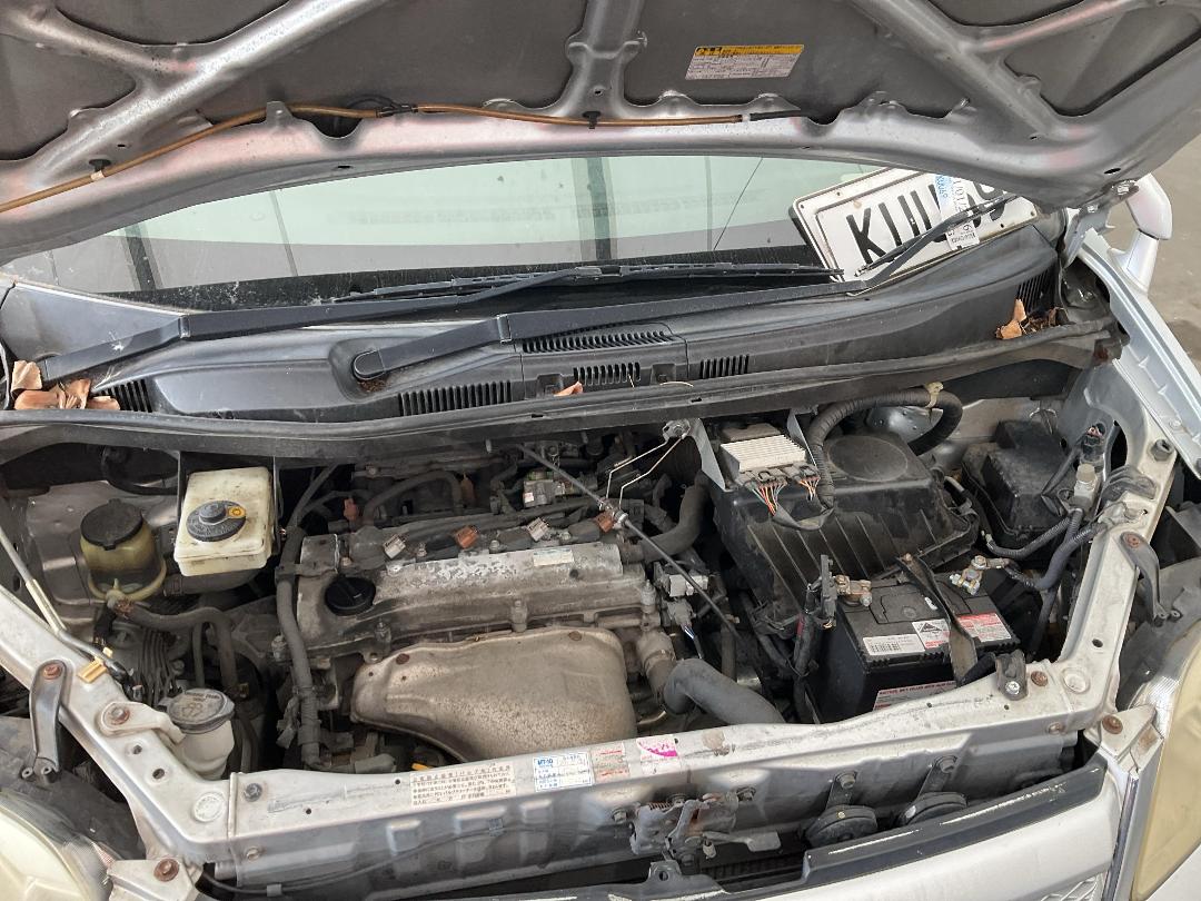 Photo '35' of Toyota Noah Photo '35' of Toyota Noah