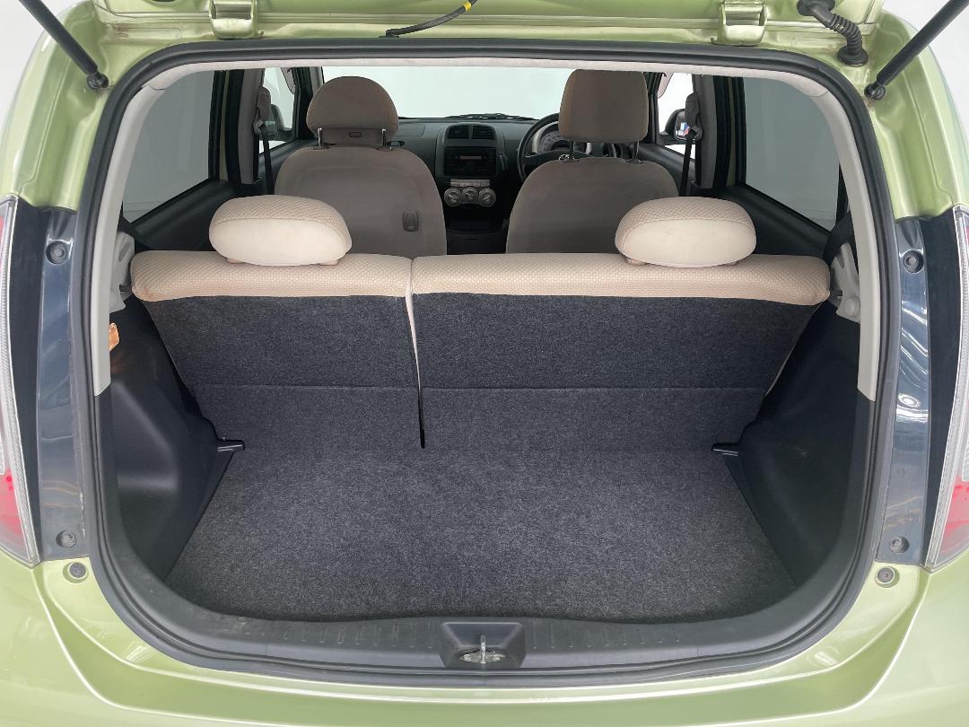 Photo '14' of Toyota Passo