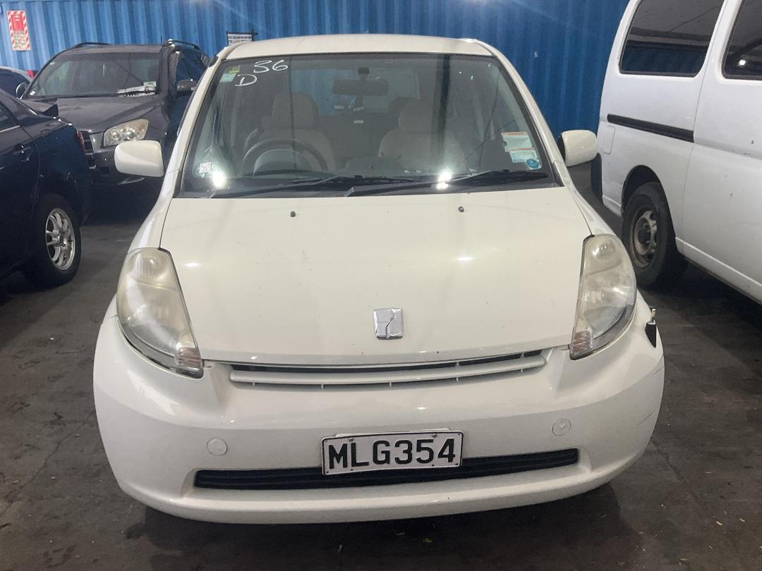 Photo '3' of Toyota Passo Photo '3' of Toyota Passo