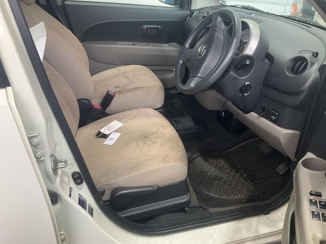 Photo '17' of Toyota Passo Photo '17' of Toyota Passo