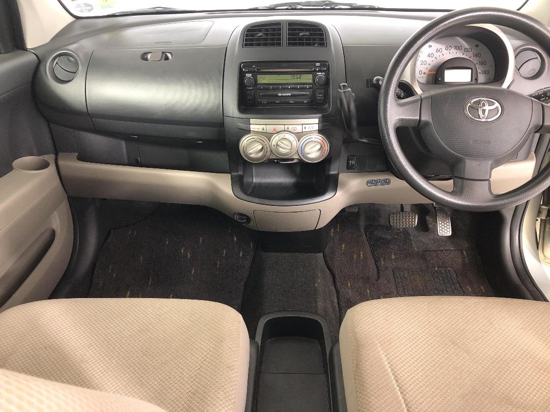 Photo '17' of Toyota Passo Photo '17' of Toyota Passo