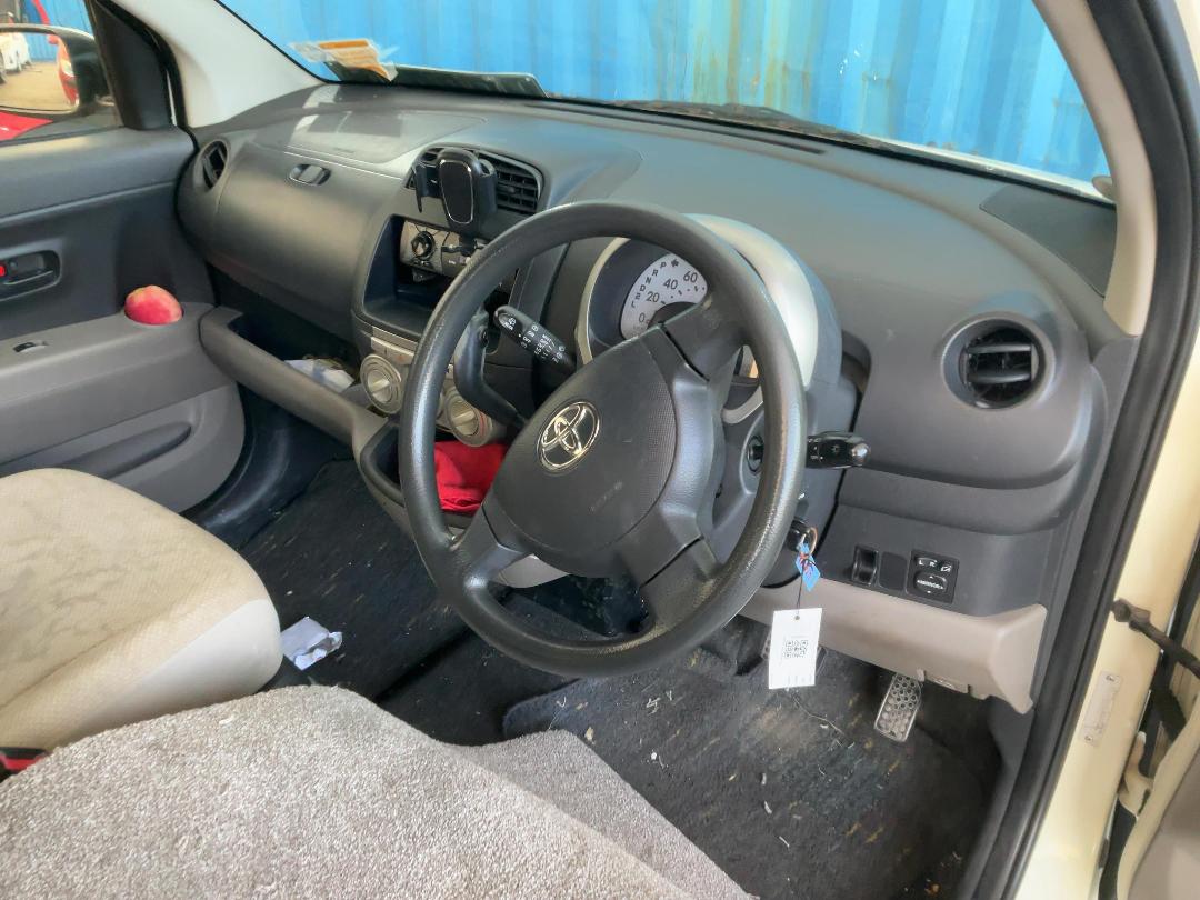 Photo '19' of Toyota Passo