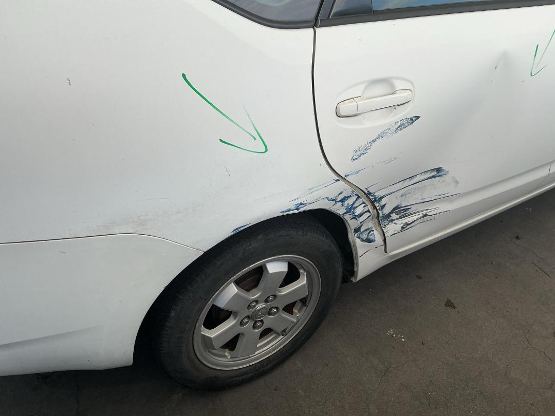 Photo '16' of Toyota Prius Hybrid Photo '16' of Toyota Prius Hybrid