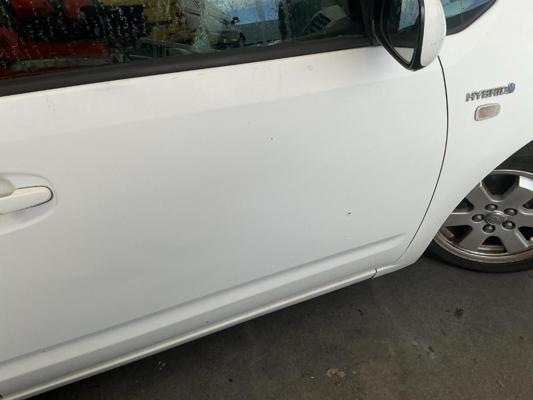Photo '18' of Toyota Prius Hybrid Photo '18' of Toyota Prius Hybrid