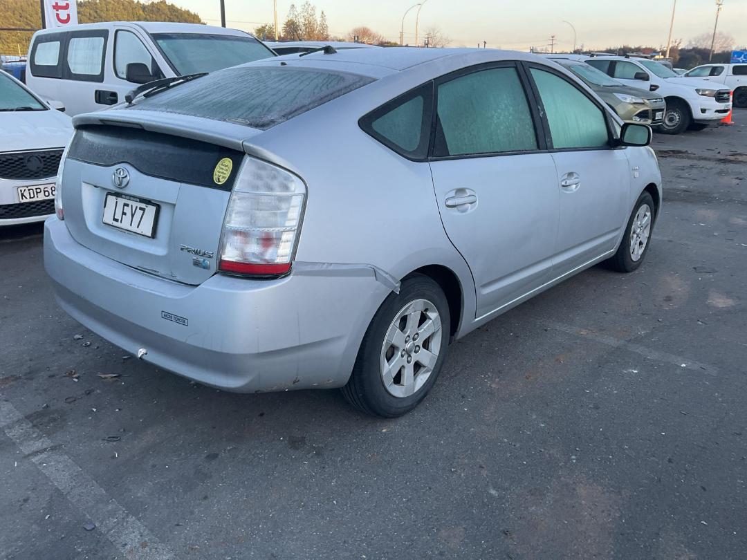 Photo '4' of Toyota Prius Photo '4' of Toyota Prius