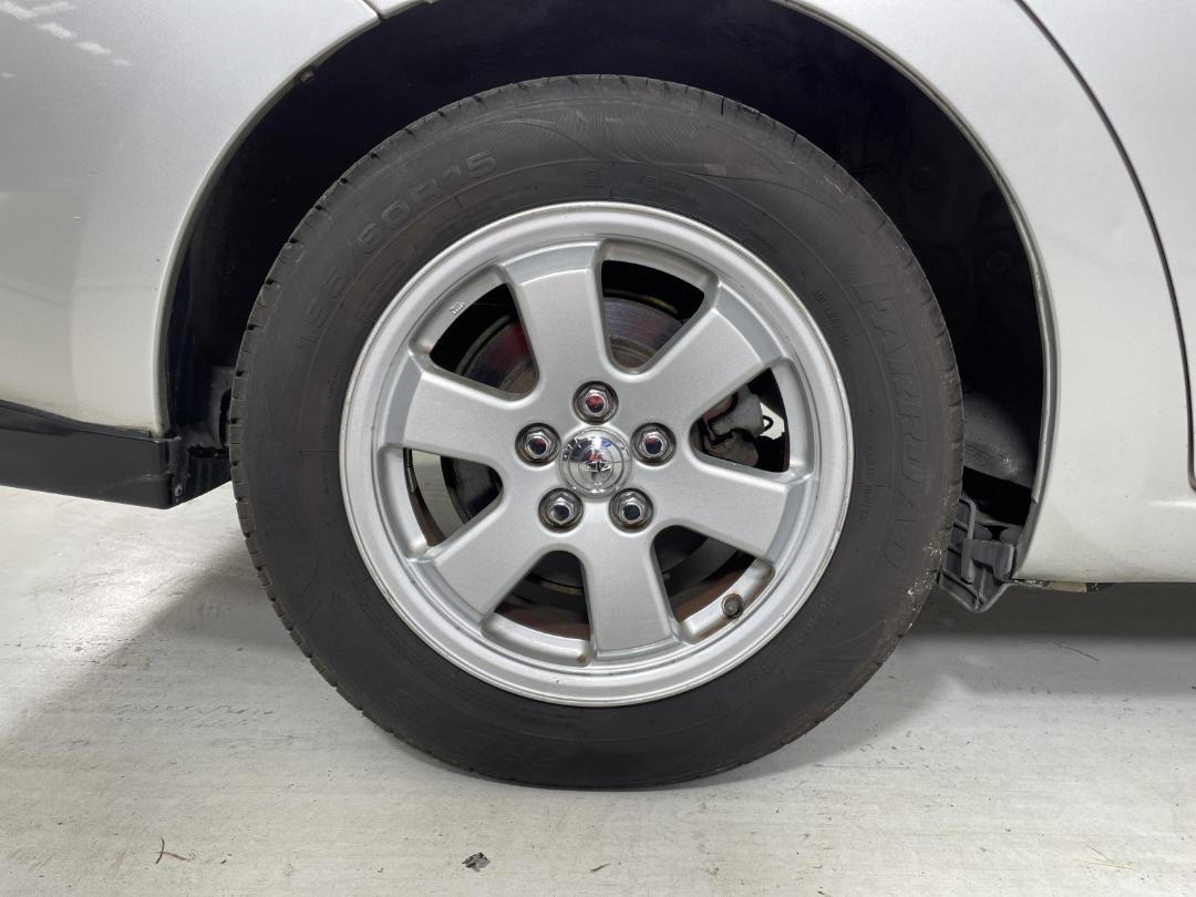 Photo '10' of Toyota Prius H5 E