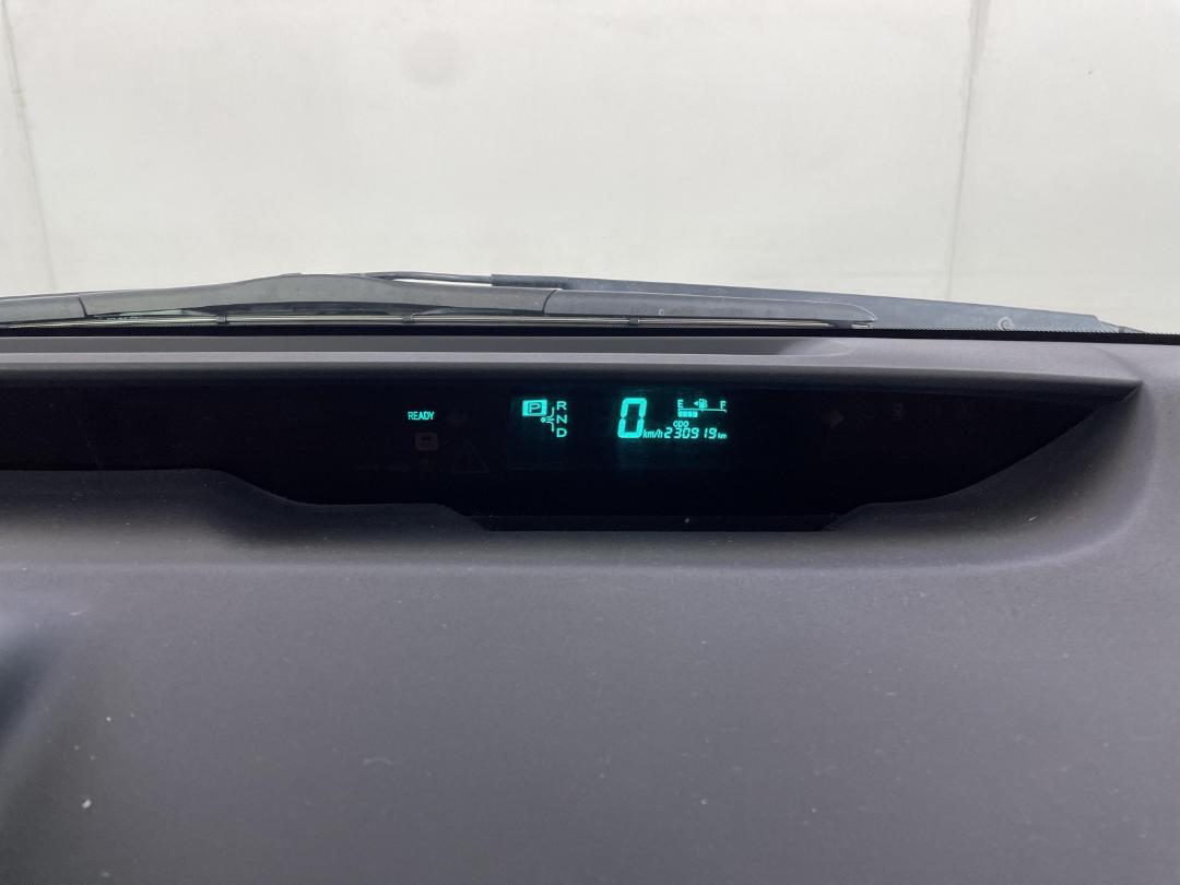 Photo '19' of Toyota Prius H5 E