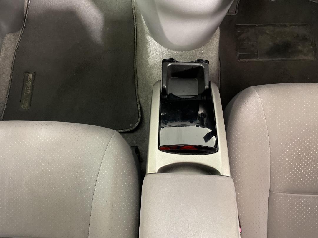 Photo '21' of Toyota Prius H5 E