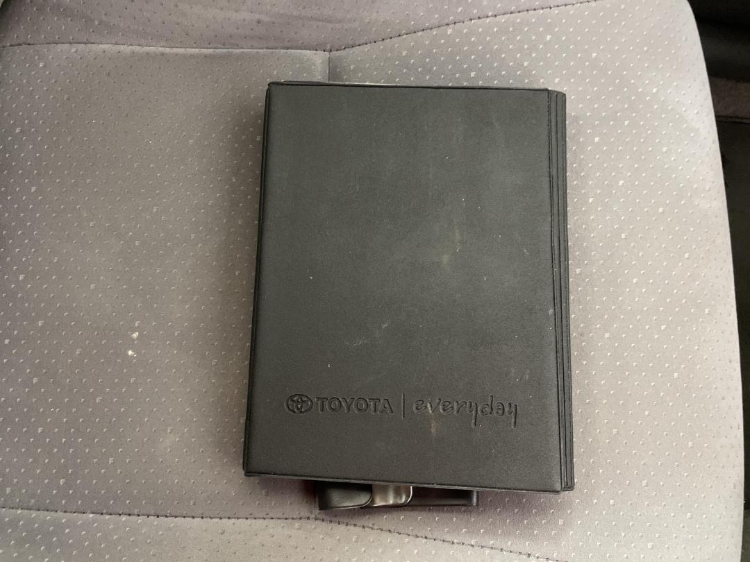 Photo '26' of Toyota Prius H5 E