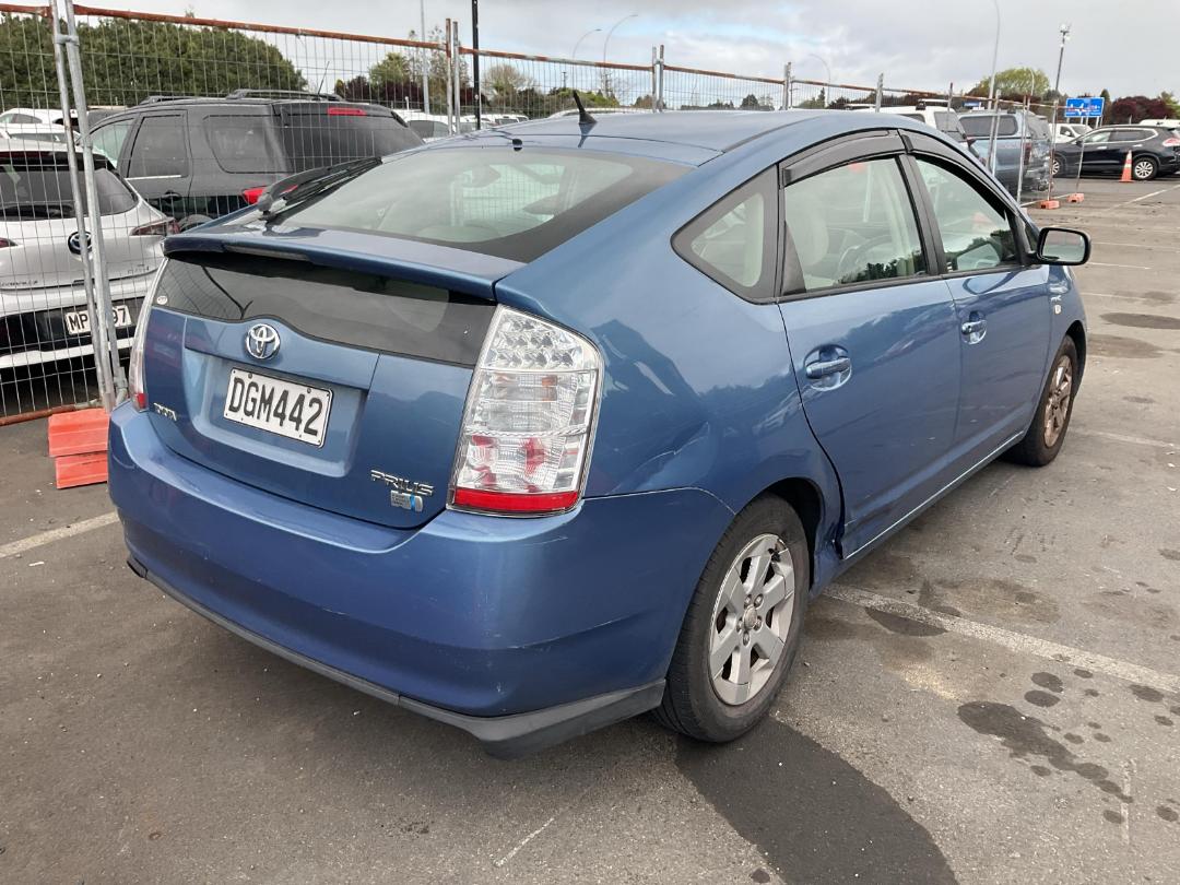 Photo '4' of Toyota Prius H5 E Photo '4' of Toyota Prius H5 E