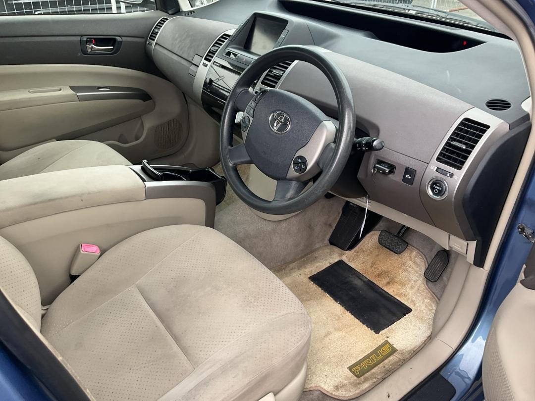 Photo '12' of Toyota Prius H5 E Photo '12' of Toyota Prius H5 E