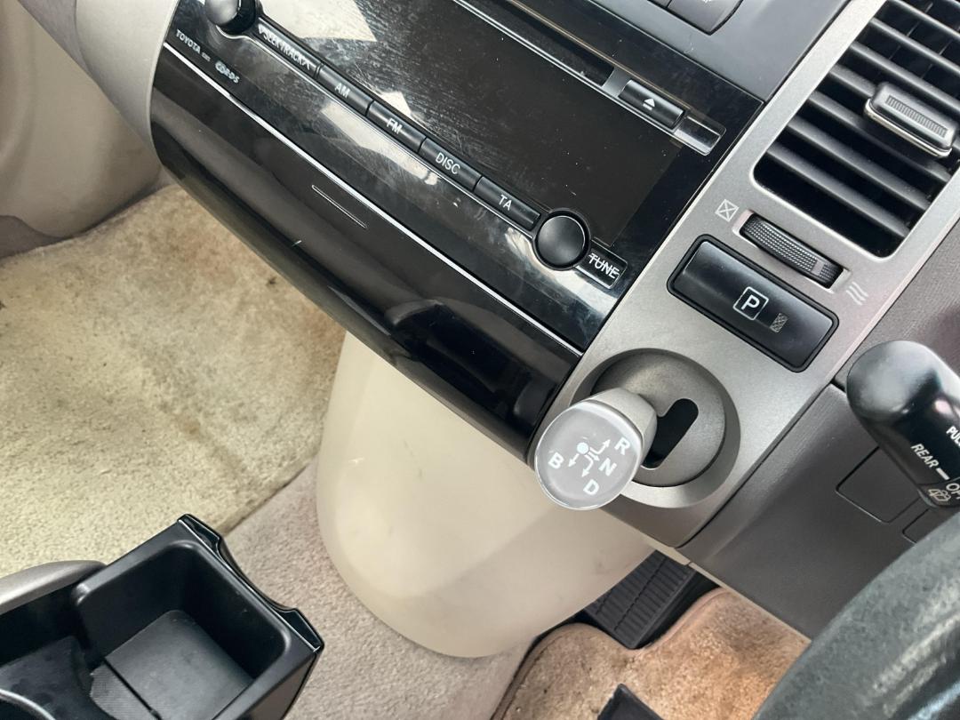 Photo '13' of Toyota Prius H5 E Photo '13' of Toyota Prius H5 E