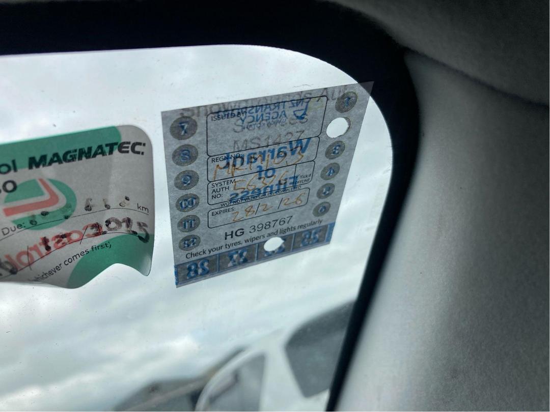 Photo '6' of Toyota Prius Photo '6' of Toyota Prius