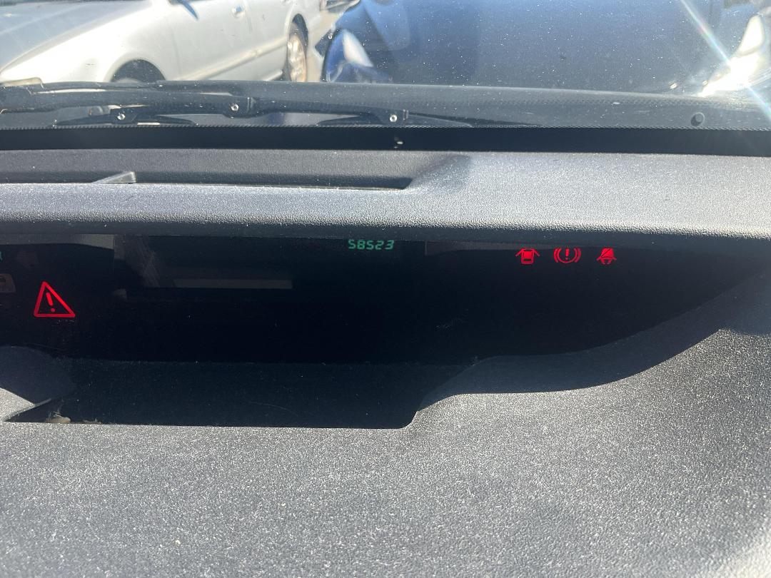 Photo '8' of Toyota Prius