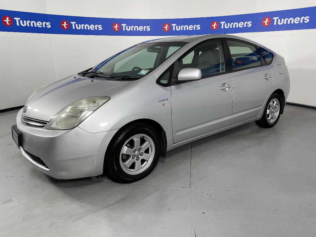Photo '4' of Toyota Prius