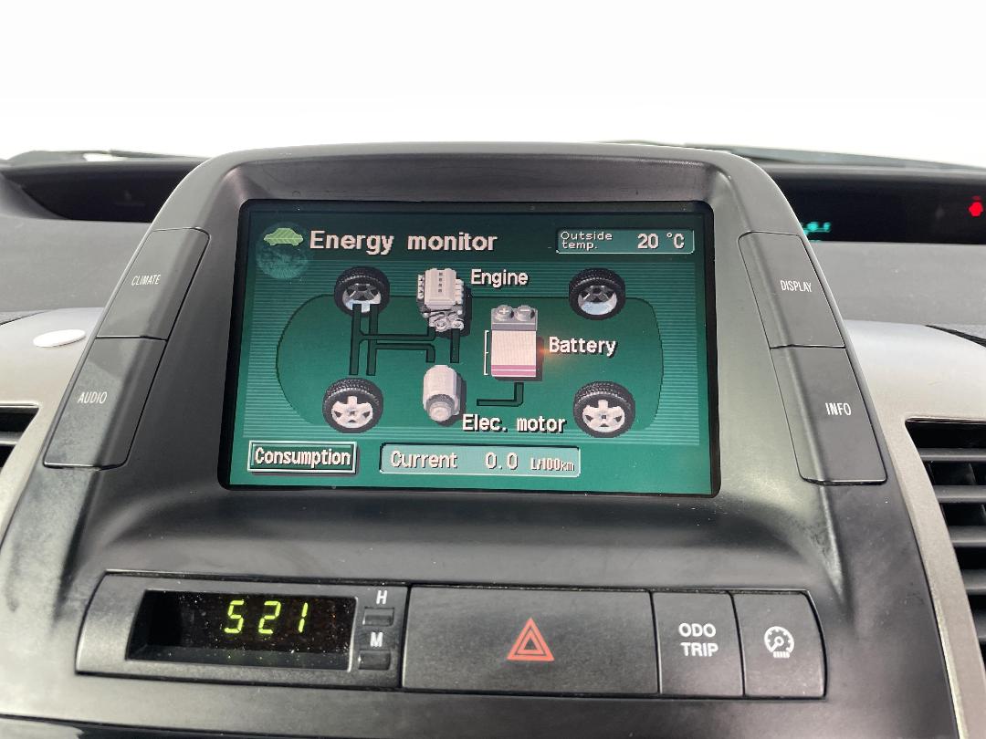 Photo '29' of Toyota Prius