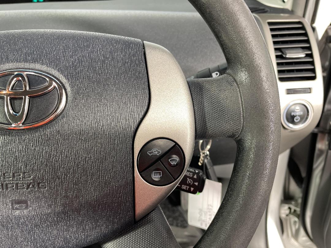 Photo '27' of Toyota Prius