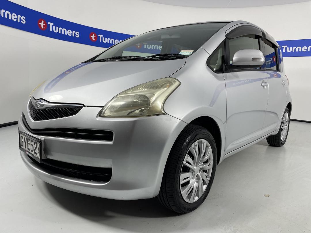 Photo '4' of Toyota Ractis