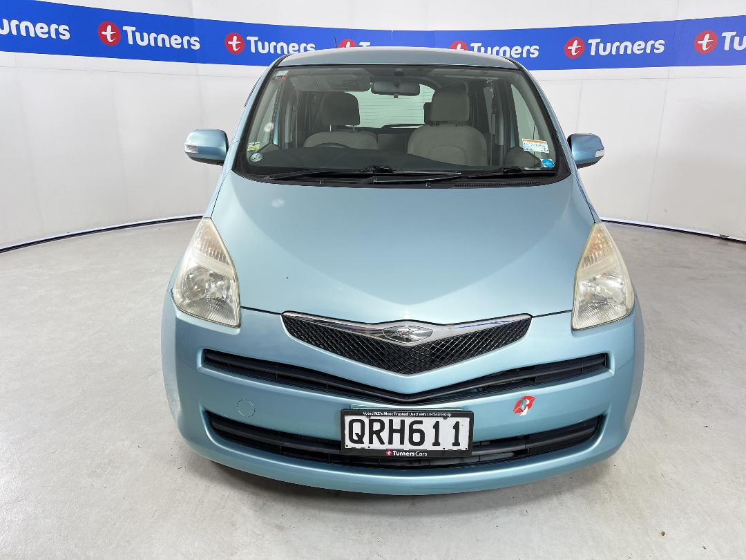 Photo '2' of Toyota Ractis