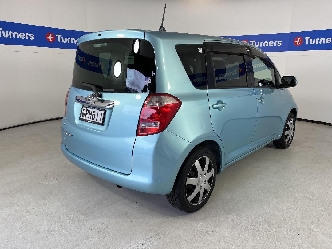 Photo '7' of Toyota Ractis