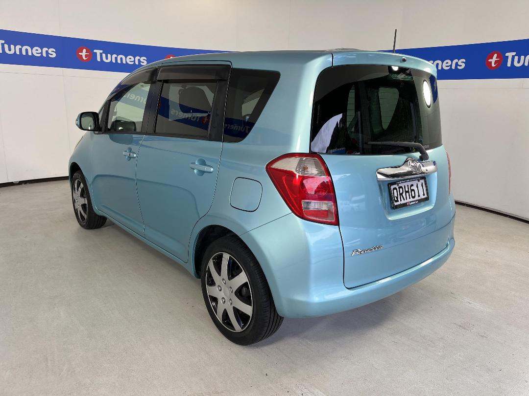 Photo '5' of Toyota Ractis