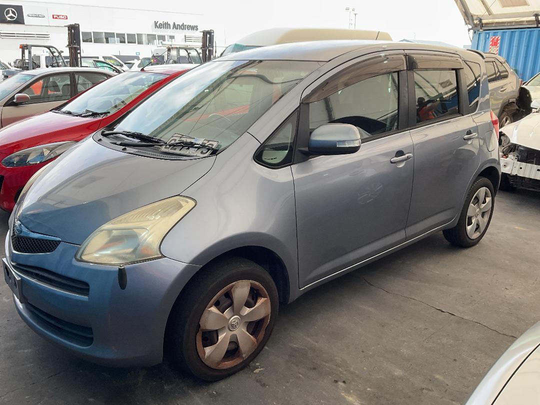 Photo '6' of Toyota Ractis Photo '6' of Toyota Ractis