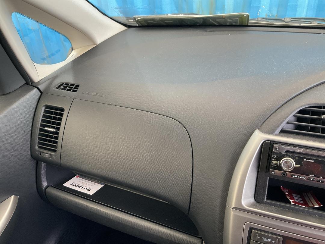 Photo '23' of Toyota Ractis Photo '23' of Toyota Ractis