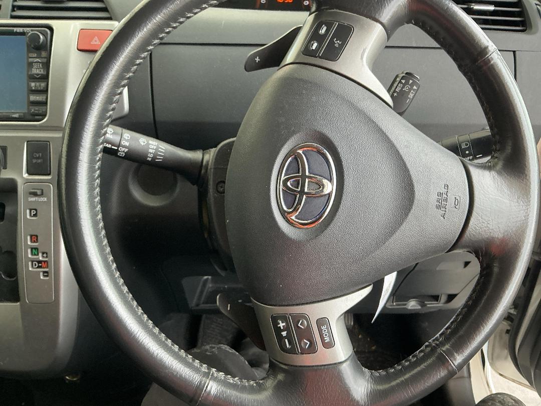 Photo '12' of Toyota Ractis