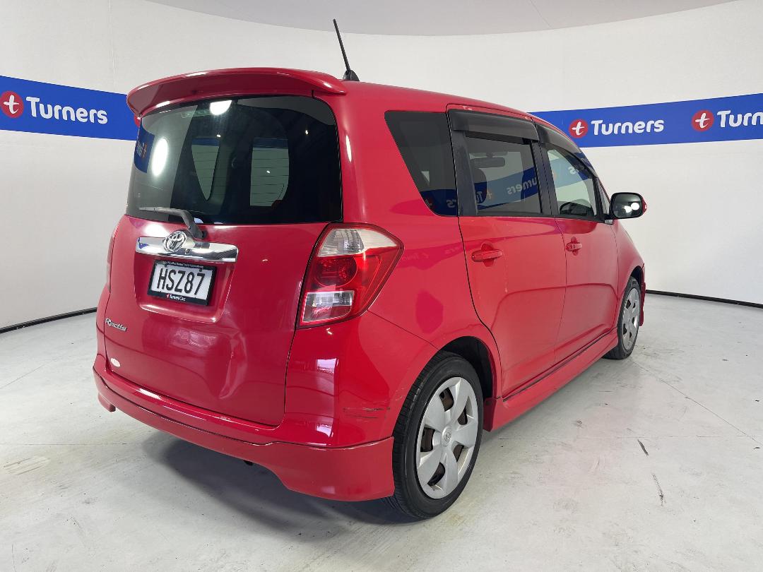 Photo '7' of Toyota Ractis Photo '7' of Toyota Ractis