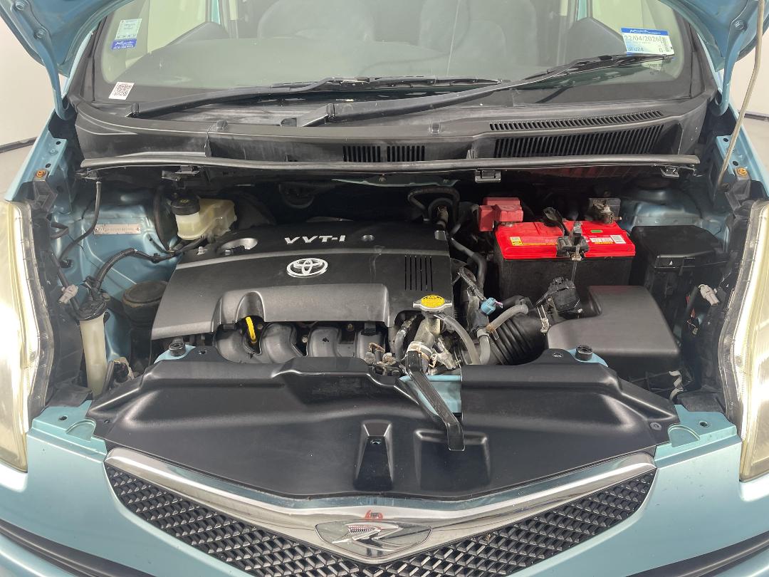 Photo '13' of Toyota Ractis