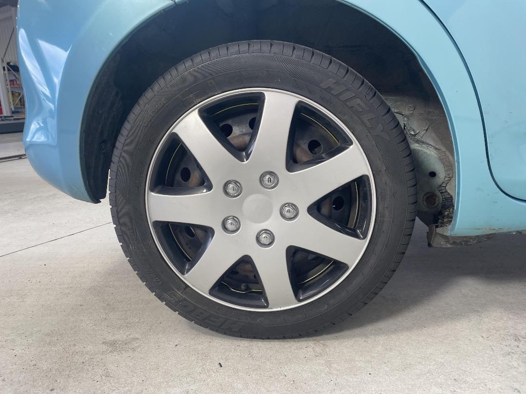 Photo '12' of Toyota Ractis