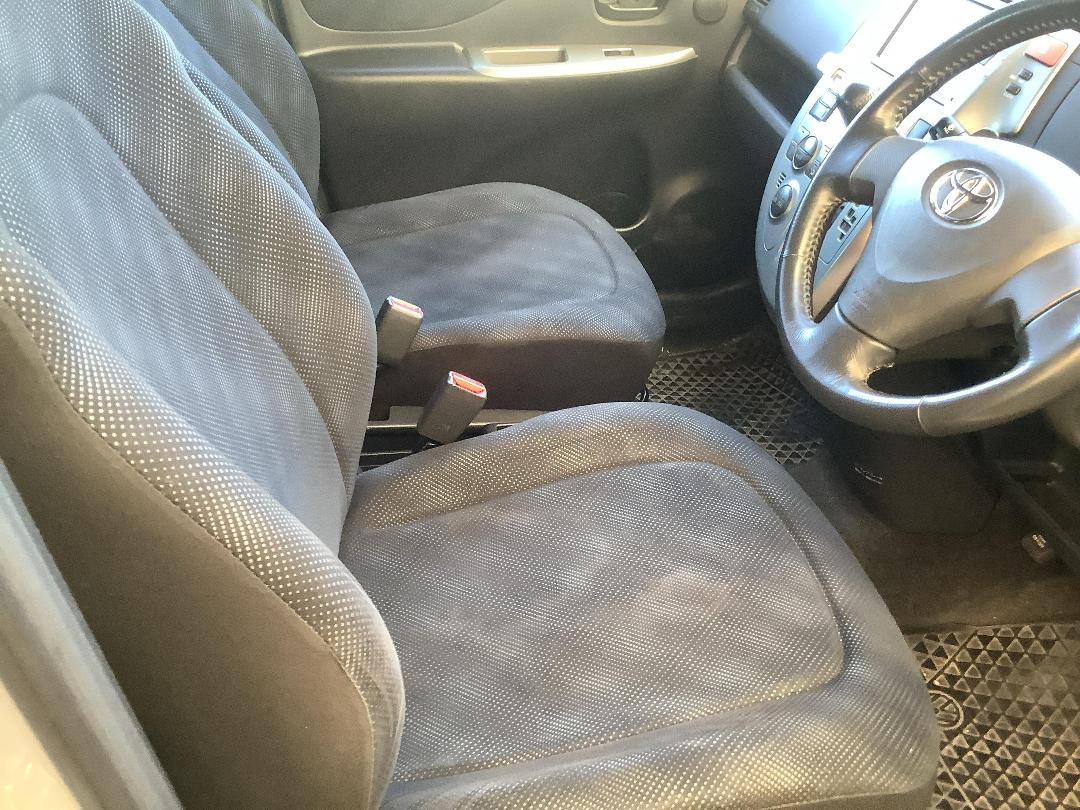 Photo '14' of Toyota Ractis