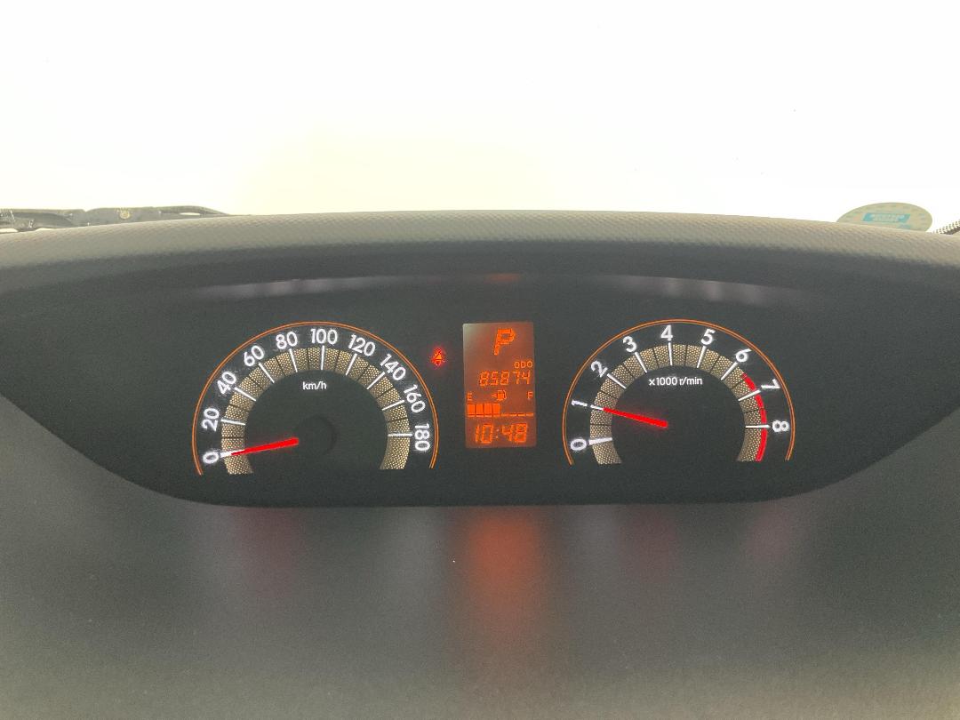 Photo '21' of Toyota Ractis Photo '21' of Toyota Ractis