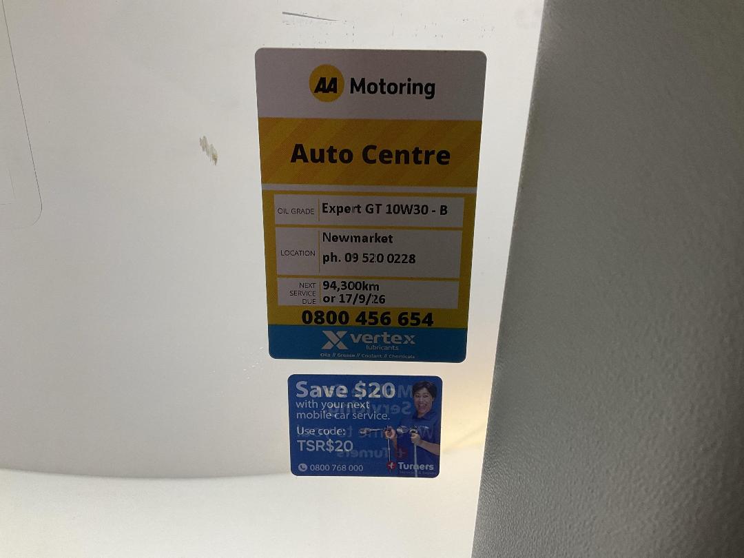 Photo '23' of Toyota Ractis Photo '23' of Toyota Ractis