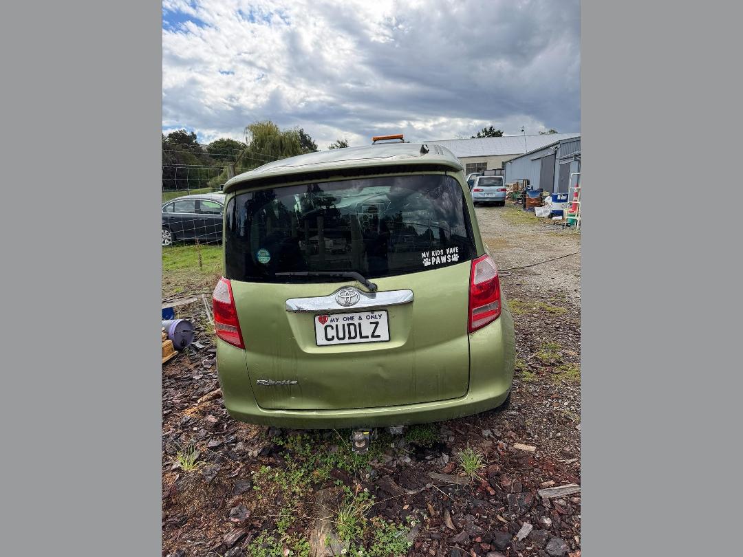 Photo '3' of Toyota Ractis