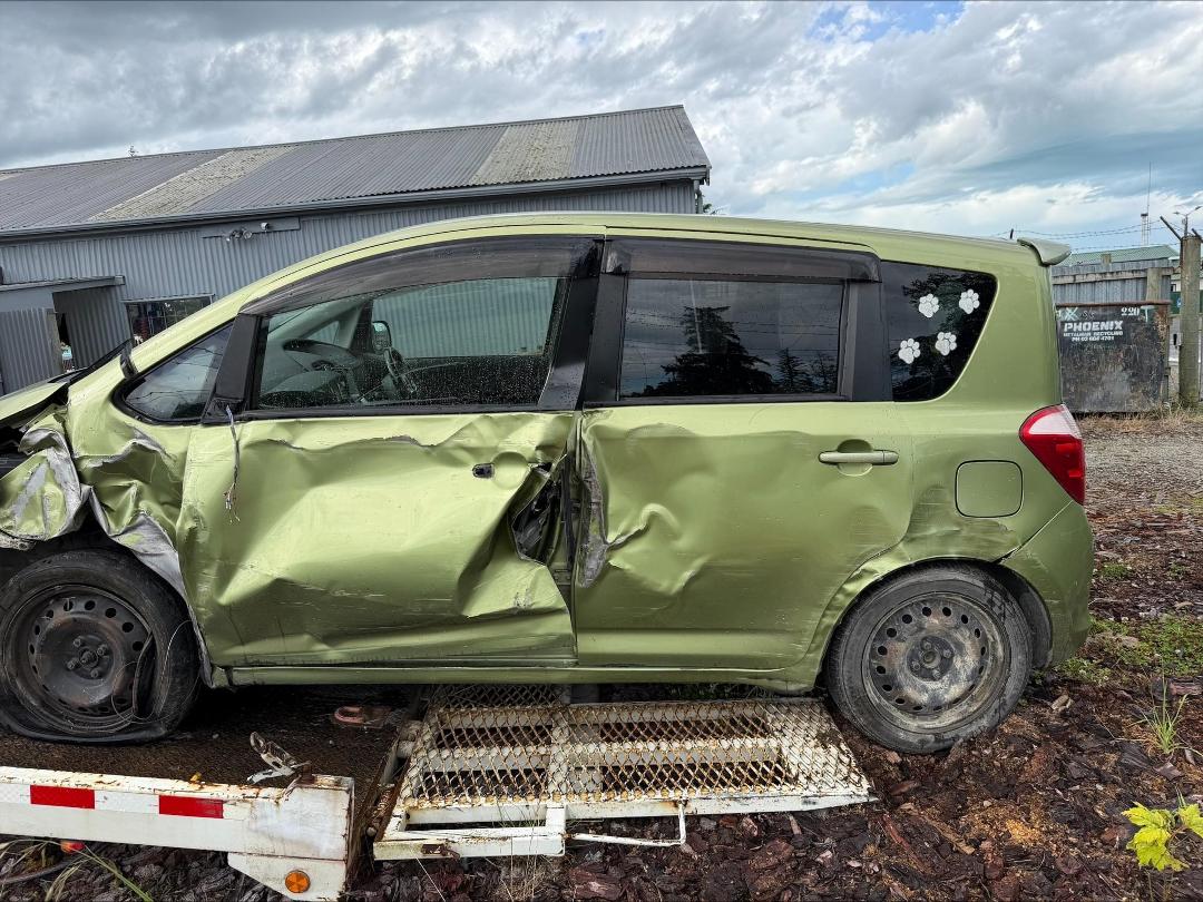 Photo '5' of Toyota Ractis