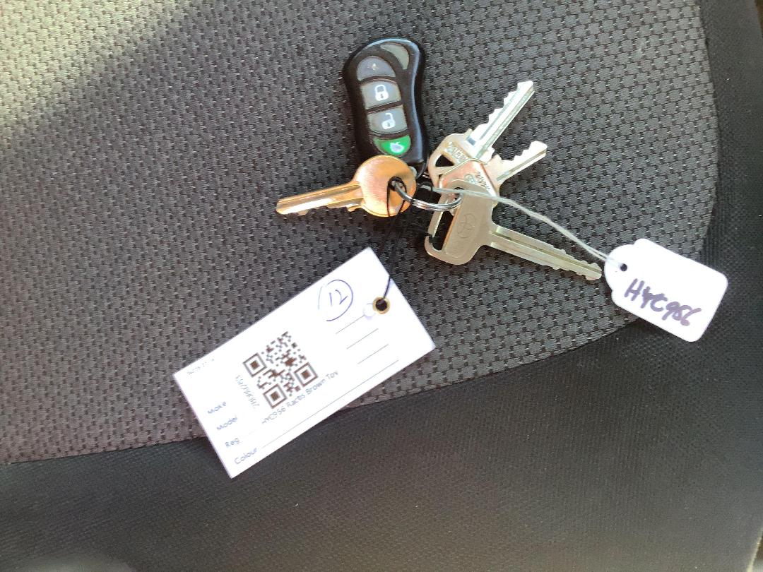 Photo '11' of Toyota Ractis