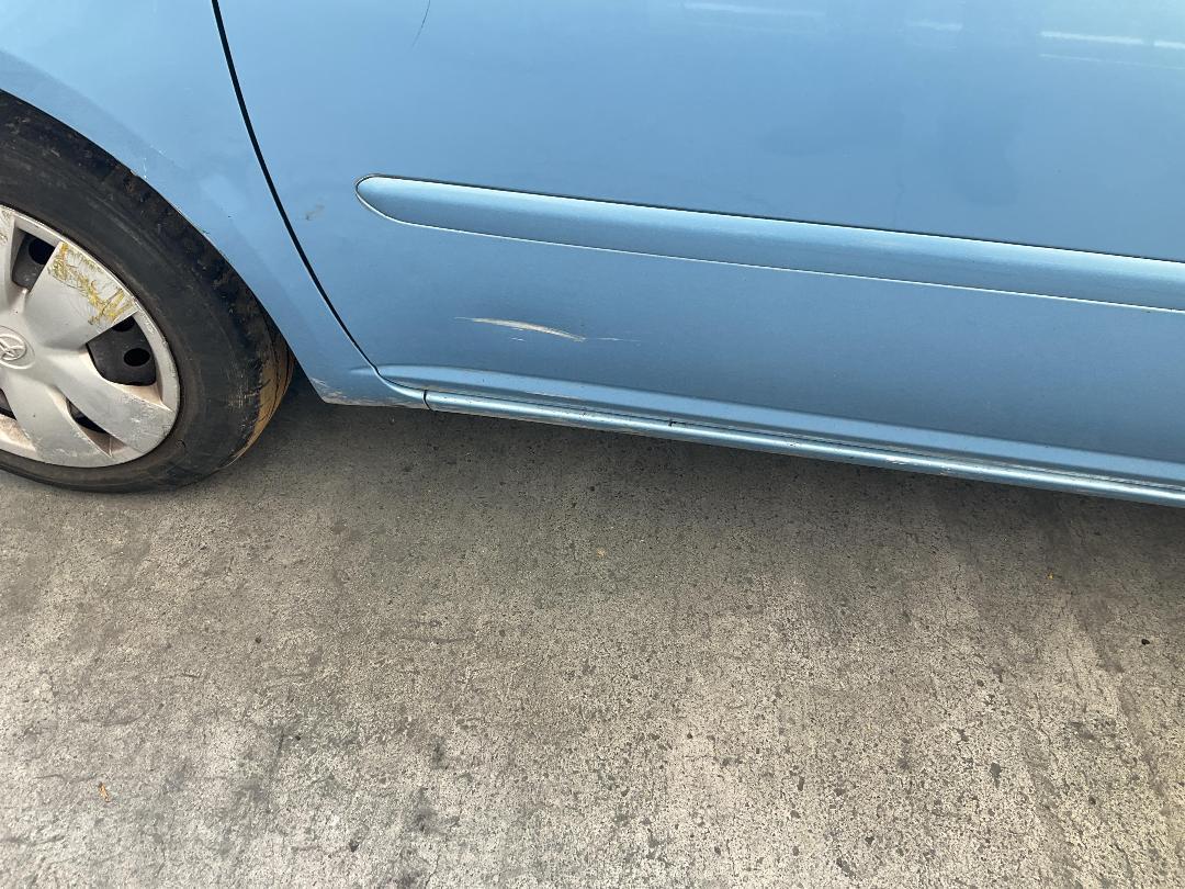 Photo '9' of Toyota Raum Photo '9' of Toyota Raum