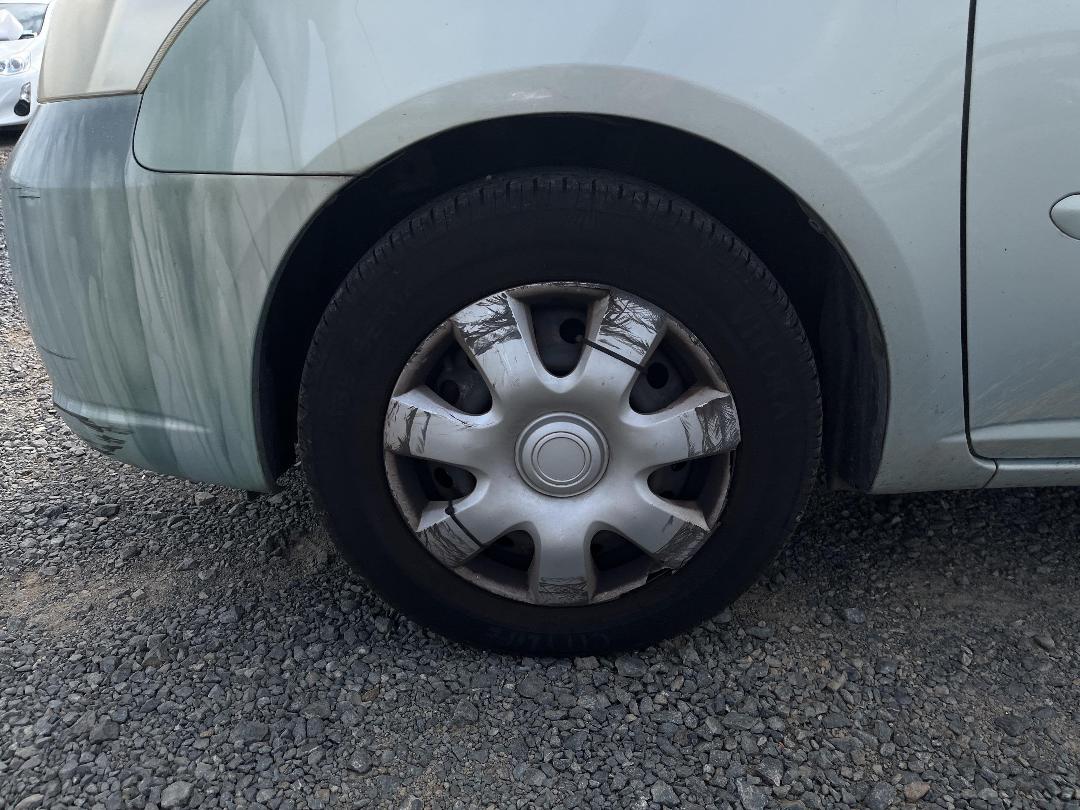 Photo '5' of Toyota Raum Photo '5' of Toyota Raum