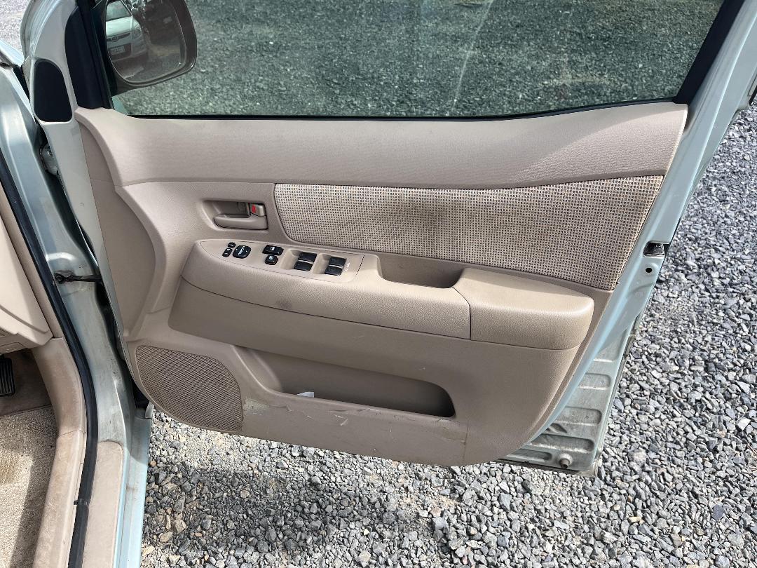 Photo '13' of Toyota Raum Photo '13' of Toyota Raum