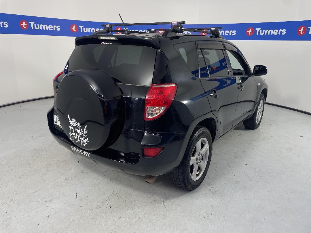 Photo '7' of Toyota Rav4