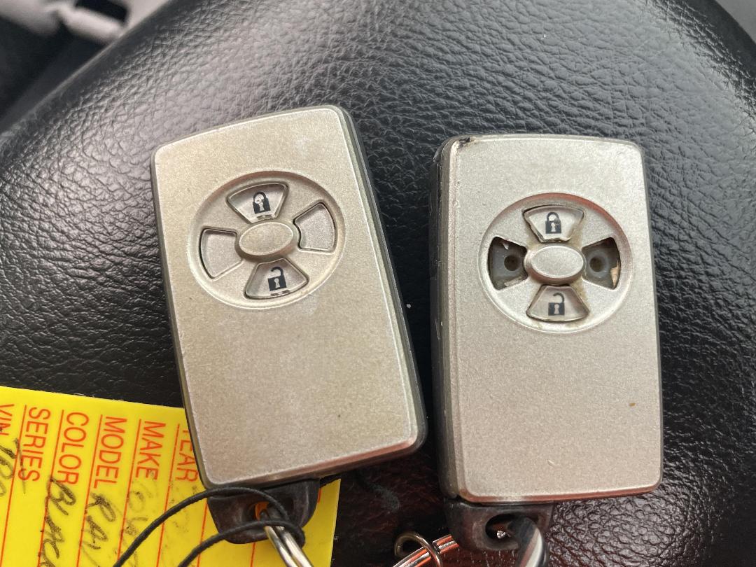 Photo '22' of Toyota Rav4