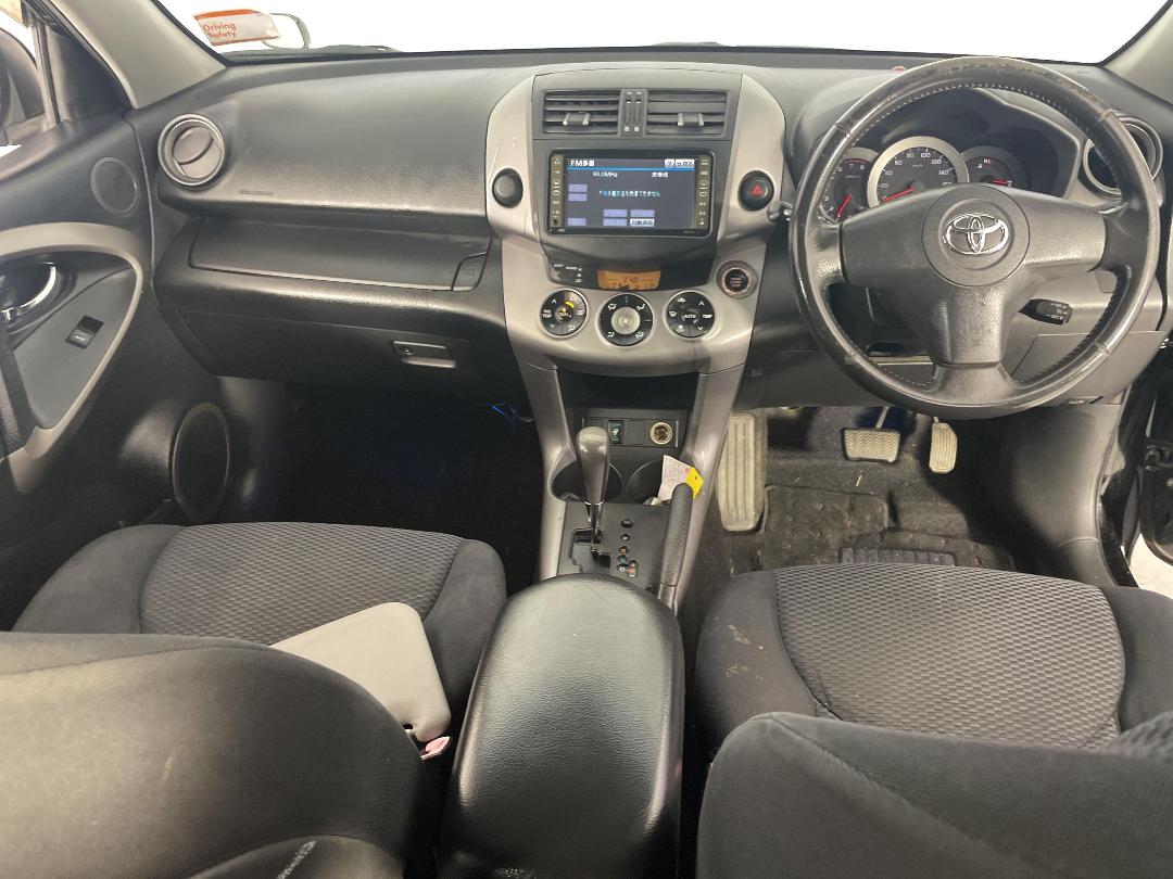 Photo '17' of Toyota Rav4