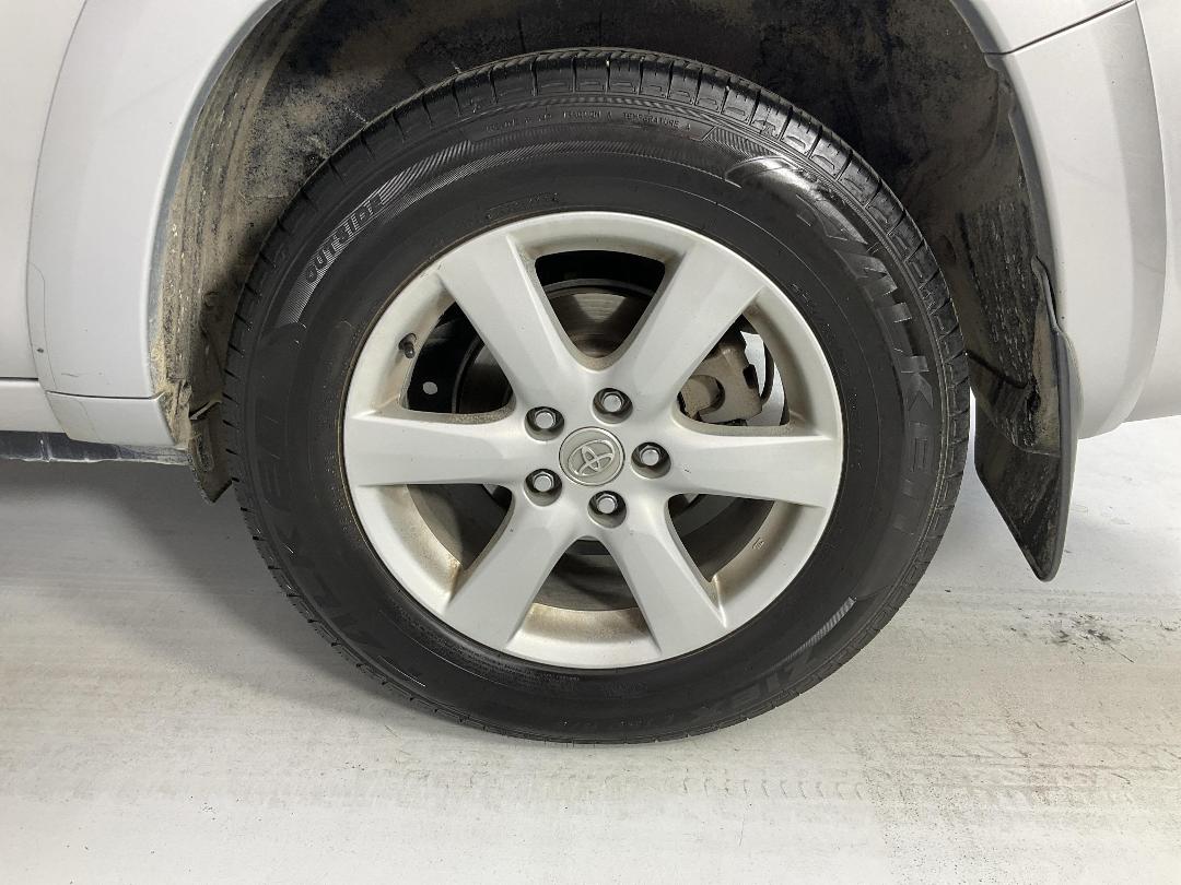 Photo '11' of Toyota Rav4 Photo '11' of Toyota Rav4