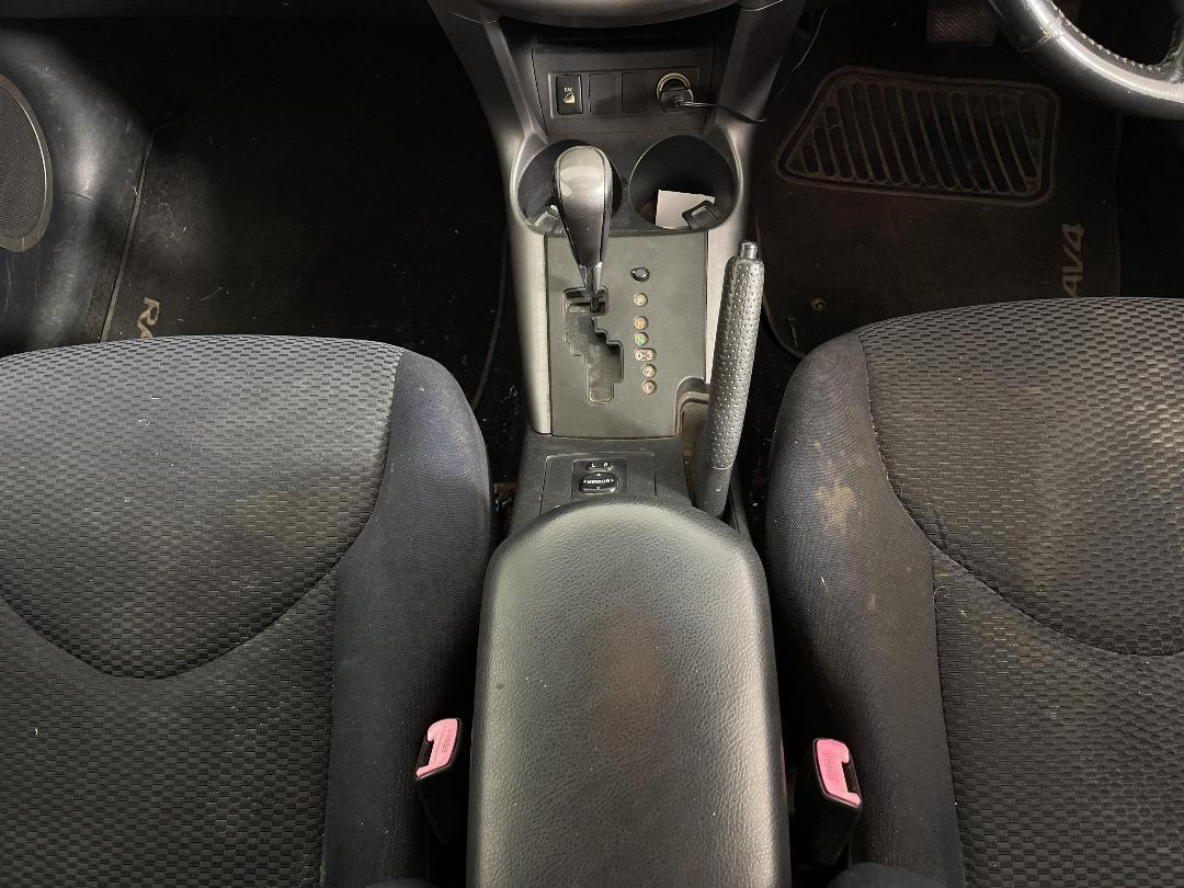 Photo '18' of Toyota Rav4 Photo '18' of Toyota Rav4